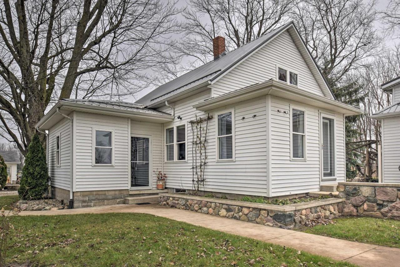 Charming Dairy Farm Home In Indiana Amish Country Shipshewana Exterior photo